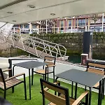 Yate En , Experiencia Unica