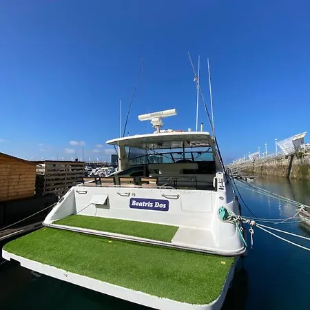 Botel Yate En , Experiencia Unica B Gijon