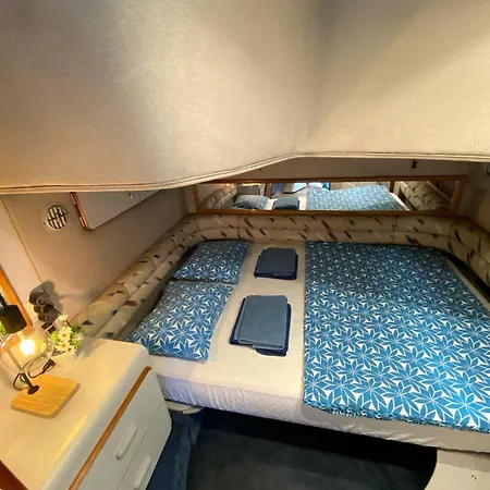 보트호텔 Yate En , Experiencia Unica 기욘